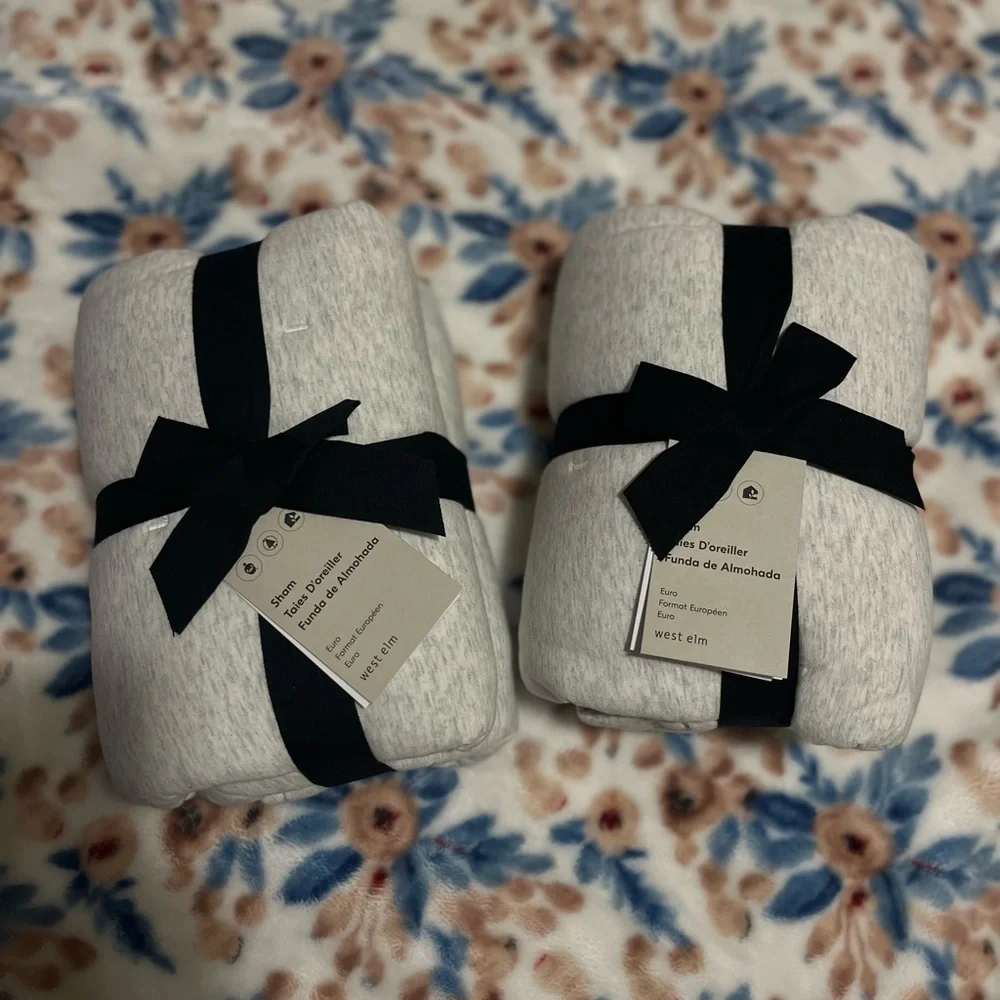 West Elm Jersey Tack Stitch Euro shams / pair:set of 2